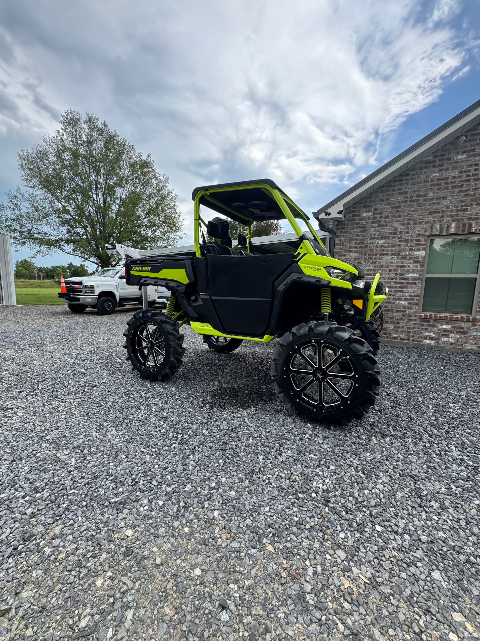 2021 can am defender xmr